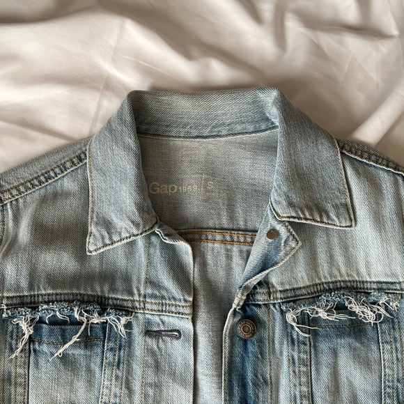 GAP Denim Jacket - Picture 4 of 5